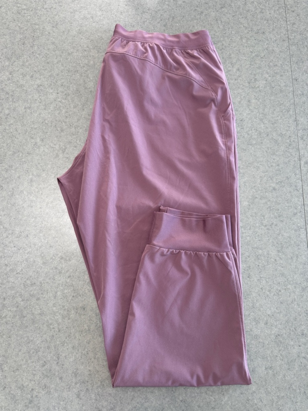 Under Armour women’s XL Mauve/Pink Track Pants Joggers